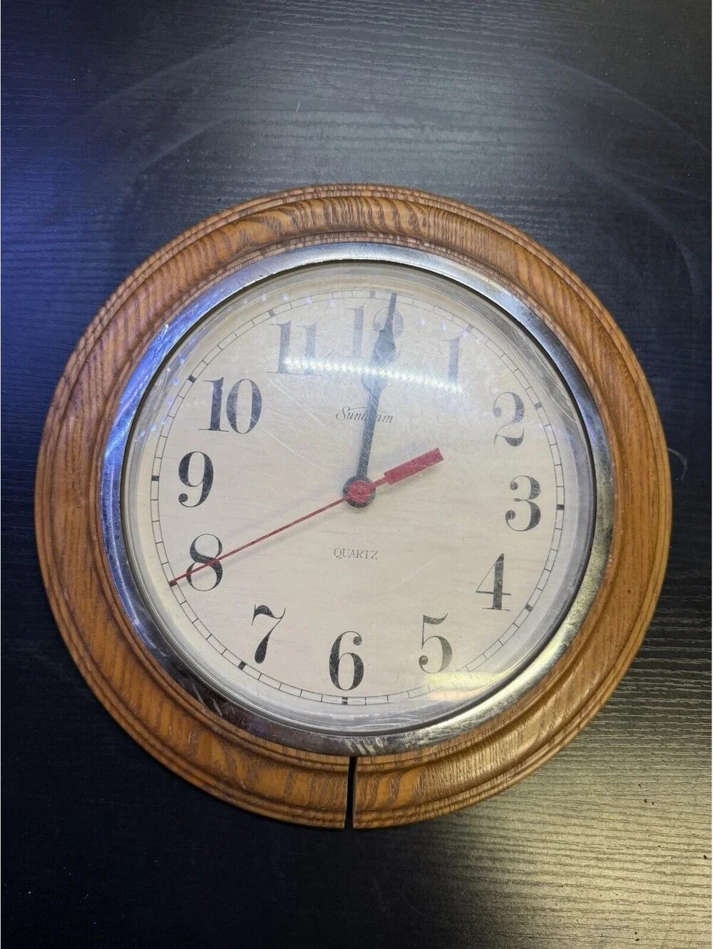 Vintage U.S.A Made Sunbeam Wood Wall Clock Quartz Battery 882-815 Art Deco MCM